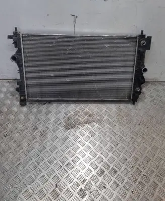 Coolant radiator