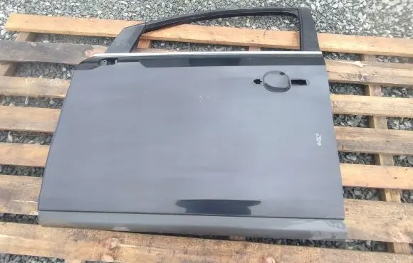 Ford Kuga I Front door