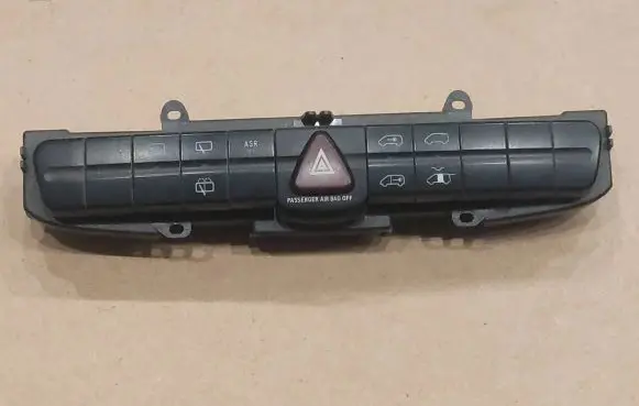 Mercedes-Benz Vito Viano W639 Hazard light switch 6395454507