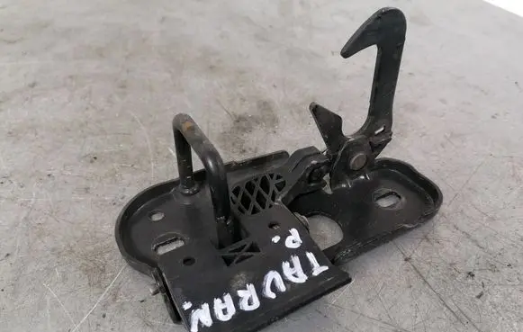 Volkswagen Touran I Engine bonnet/hood lock/latch loop/hook 1T0823480A