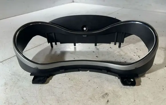 Jeep Grand Cherokee Dashboard trim 0507022789R 68353576AA 68472264AA