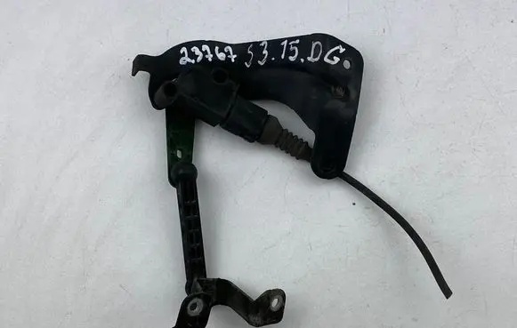 Audi A3 S3 8V Rear air suspension level height sensor 5Q0512522F