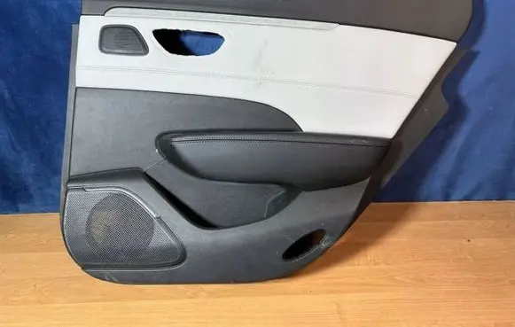 Renault Talisman Rear door card trim 
