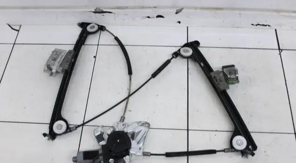Mercedes-Benz SLK R170 Front door window regulator with motor 