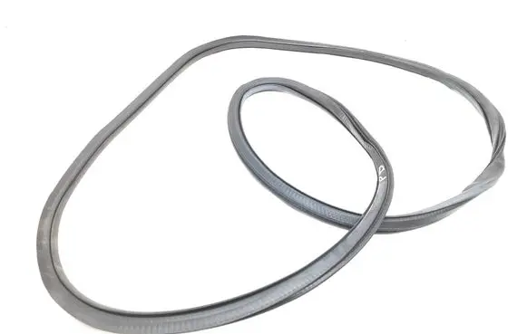 Alfa Romeo Stelvio Front door rubber seal 