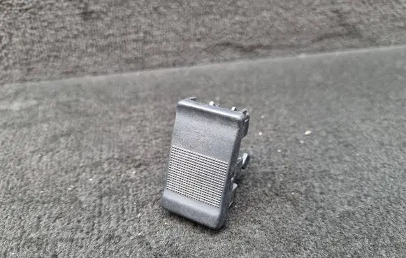 Audi A6 S6 C4 4A Other switches/knobs/shifts 893941515