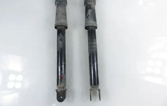 Hyundai ix35 Rear shock absorber/damper 553112Y010