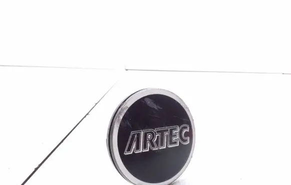Volkswagen Golf IV Non-original wheel cap 