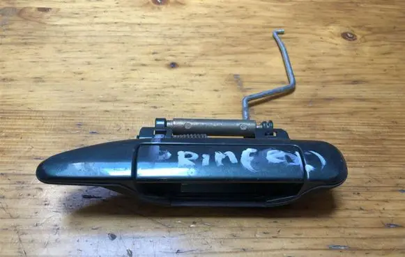 Nissan Primera Front door exterior handle SA830118