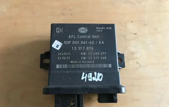 Opel Insignia A Light module LCM 13317876