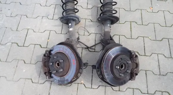 Toyota Yaris XP210 Front wheel hub spindle knuckle