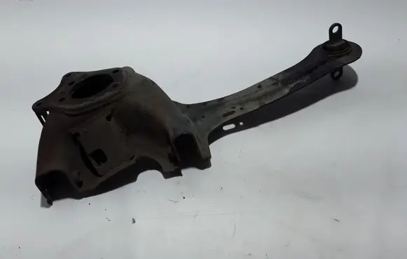Rear wheel hub spindle/knuckle