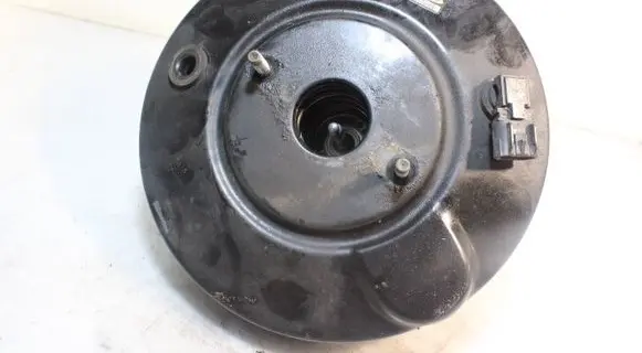 Ford Focus Brake booster