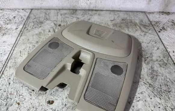 Volvo XC90 Front seat light 8685448 8685455