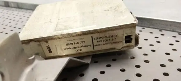 Audi A6 S6 C5 4B GPS navigation control unit/module 4B0919895B 7922A 7612001349