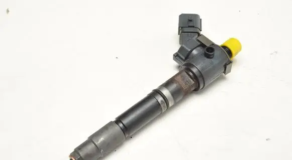 Volvo S60 Fuel injector VEA132370010AAB