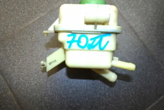 Volkswagen Multivan T5 Power steering fluid tank/reservoir 7H0422371A
