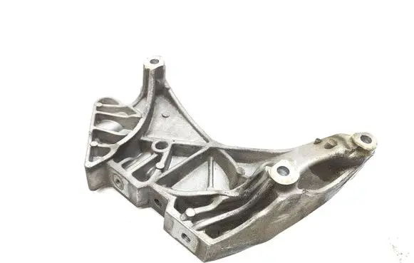 Volkswagen Tiguan Allspace Engine mounting bracket 06K199207A