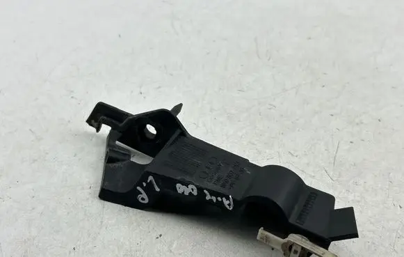 Audi A4 S4 B8 8K Front bumper mounting bracket 8K0807283