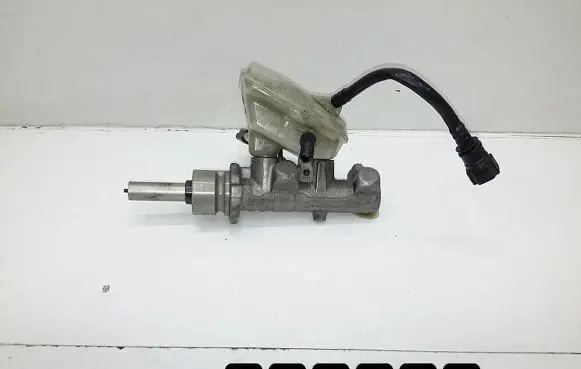 Citroen C4 I Master brake cylinder 22447579