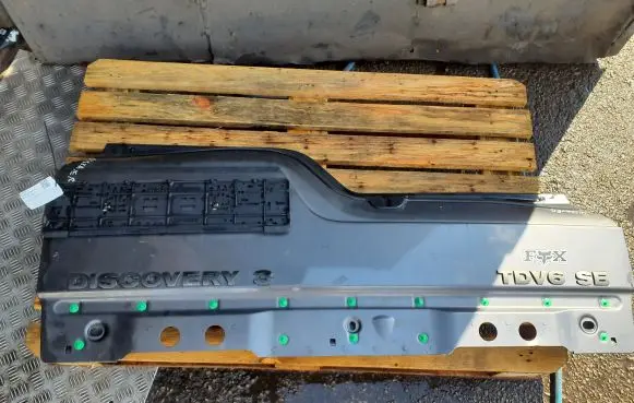 Land Rover Discovery 3 - LR3 Pickup box rear panel tailgate 