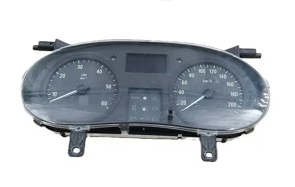 Opel Vivaro Speedometer (instrument cluster) P8200390135A
