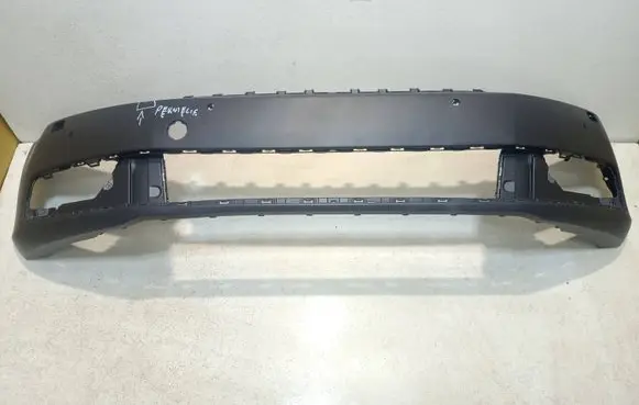 Volkswagen PASSAT B7 Front bumper 95D10721 3AA807217 F Y311