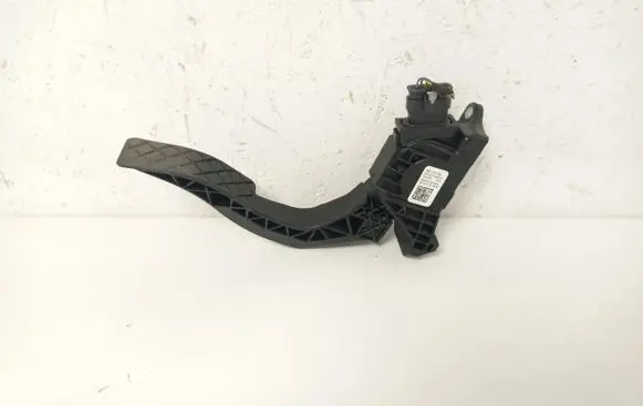 Audi A4 S4 B9 Accelerator throttle pedal 8W1723523
