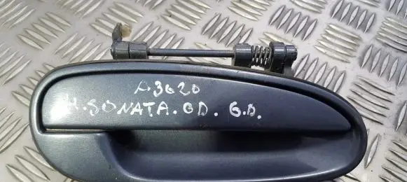 Hyundai Sonata Front door exterior handle