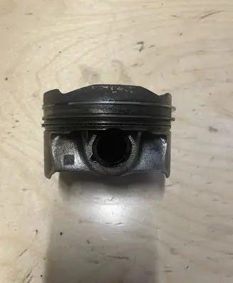 BMW 1 F20 F21 Piston 8619196 861919601