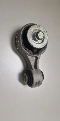 Nissan X-Trail T32 Engine mount bracket 11350BA0A