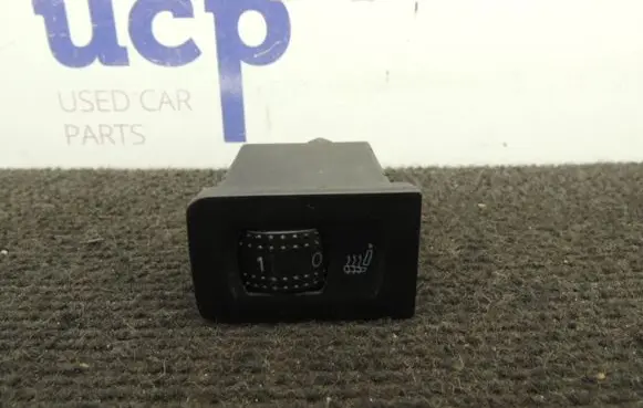 Volkswagen Bora Seat heating switch 1J0963563B 1J0963563 D135
