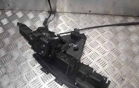 Ford Focus C-MAX Rear door lock 2400001