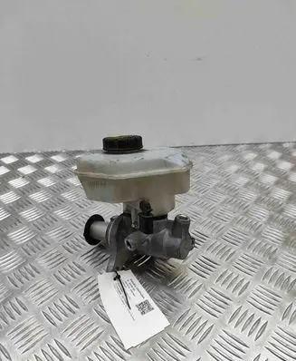 Volkswagen Touareg II Master brake cylinder 7P0611303A