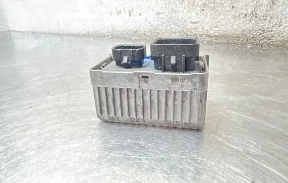 Opel Corsa D Glow plug pre-heat relay 55574293