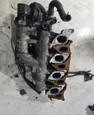 Renault Laguna II Intake manifold 8200145036