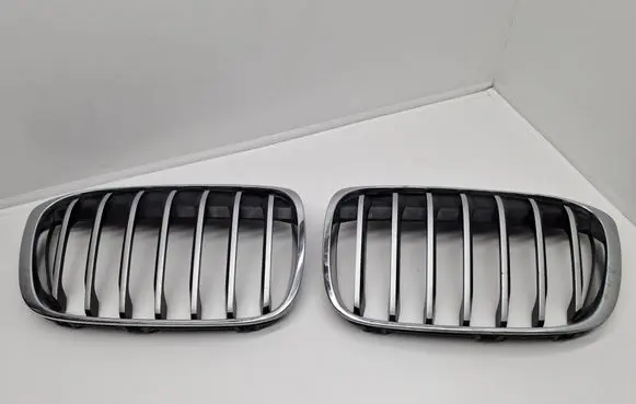 BMW X1 F48 F49 Front grill 7354823 7383365