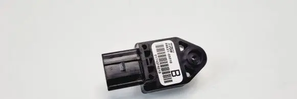 Toyota Avensis T250 Airbag deployment crash/impact sensor 8983105010 017427421D