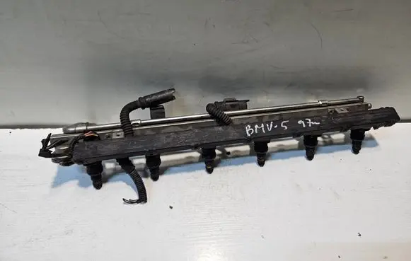 BMW 5 E39 Fuel main line pipe 0280150415 09330403