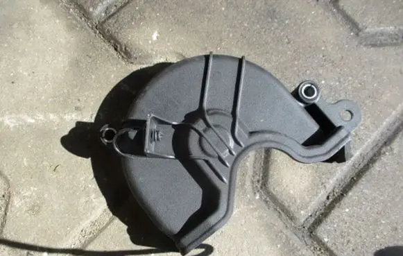 Volkswagen Eos Timing chain cover VW04E109121J