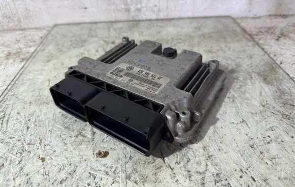 Volkswagen Golf V Engine control unit/module 03G906021GF 1039S13146 0281013093