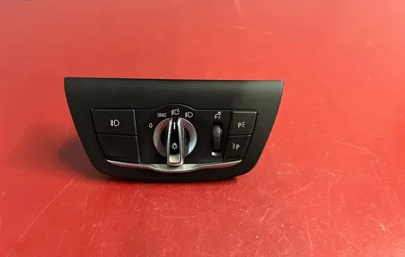 Light switch
