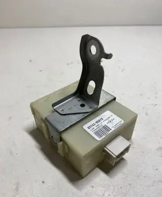 Toyota Avensis T250 Door control unit/module 8974105070 73668812 736680A