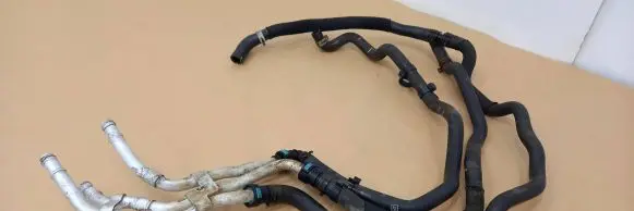 Land Rover Range Rover Sport L320 Engine coolant pipe/hose AH224090CC