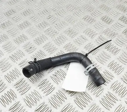 Aston Martin DBX Engine coolant pipe/hose MY8318D359BA