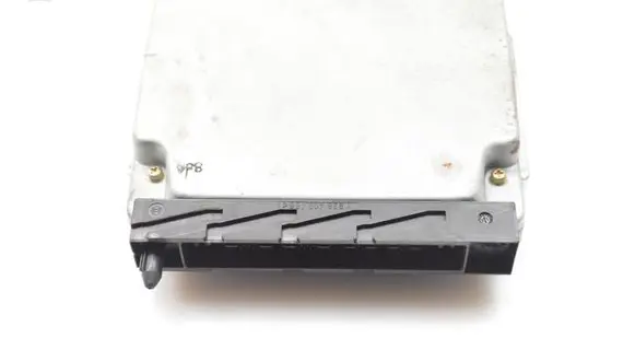 Volvo V70 Engine control unit/module 1928403486
