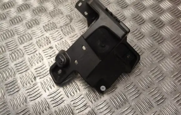 Renault Megane E-Tech Rear bumper mounting bracket 850459835R