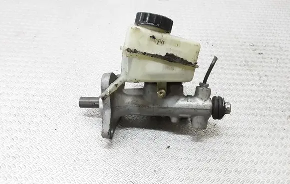 Mercedes-Benz C W203 Master brake cylinder A2034300002