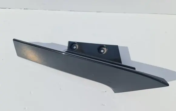 Nissan X-Trail T32 Rear/tail light trim molding 