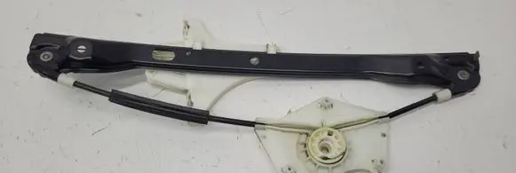 Volkswagen Jetta V Rear window lifting mechanism without motor 994858106 118128D